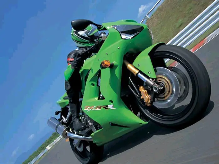 2004 Kawasaki Ninja ZX-6RR 