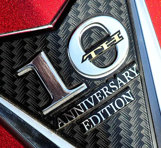 2009 Victory Vision Tour 10th Anniversary Edition 