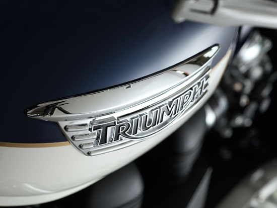 2010 Triumph Bonneville SE 