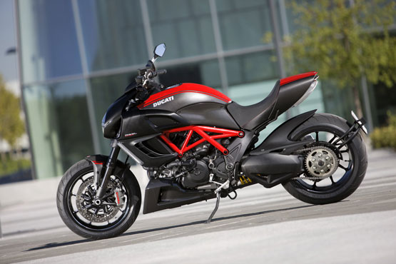 2011 Ducati Diavel Carbon 