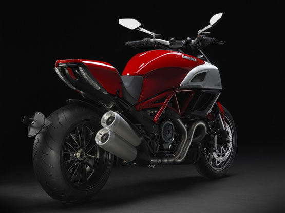 2011 Ducati Diavel 