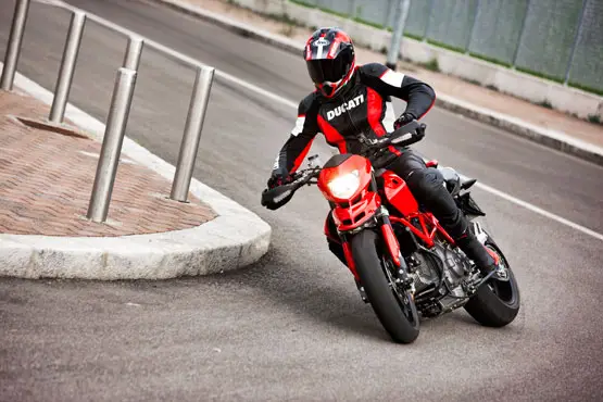 2011 Ducati Hypermotard 1100 EVO 