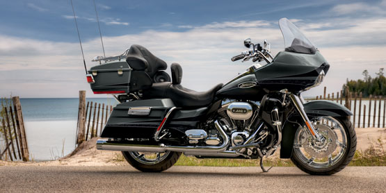 2011 Harley-Davidson FLTRUSE CVO Road Glide Ultra 