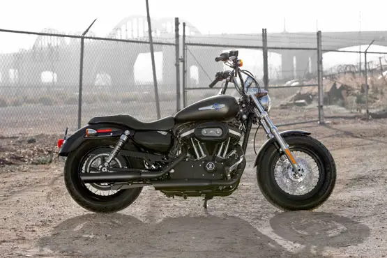 2011 Harley-Davidson XL1200C Custom H-D1 Sportster 