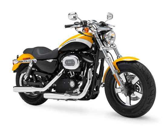 2011 Harley-Davidson XL1200C Custom H-D1 Sportster 