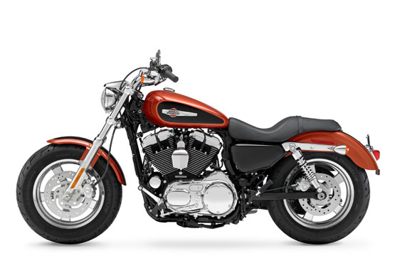 2011 Harley-Davidson XL1200C Custom H-D1 Sportster 