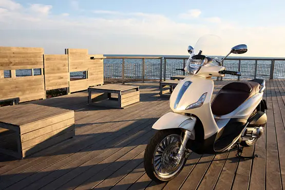 2011 Piaggio BV Tourer 300 