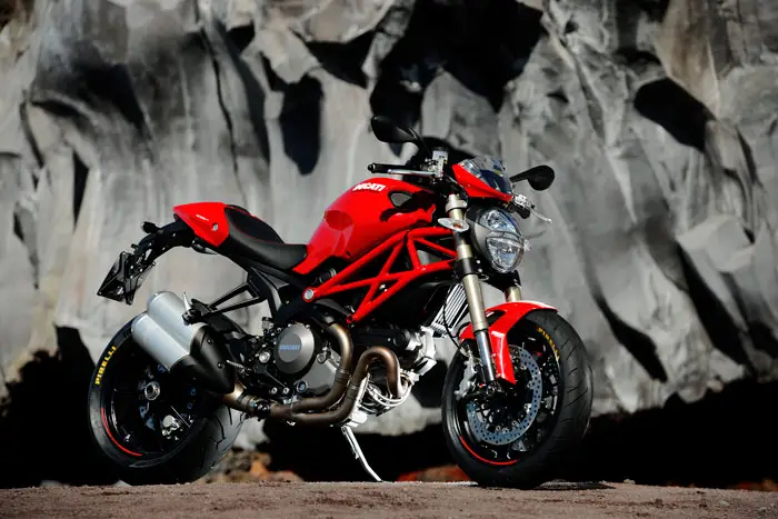 2012 Ducati Monster 1100 EVO 