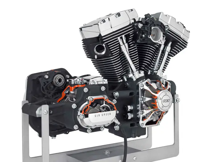 2012 Harley-Davidson Twin Cam 103 V-Twin Engine 