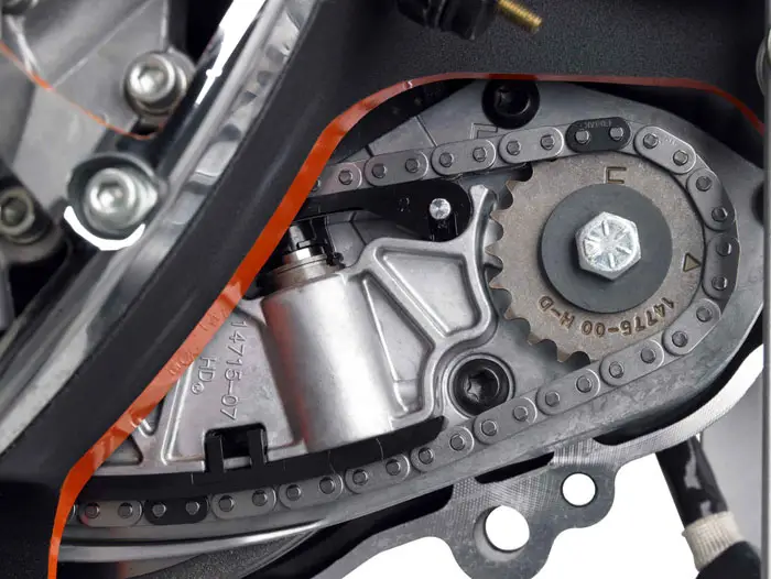 2012 Harley-Davidson Twin Cam 103 V-Twin Engine 