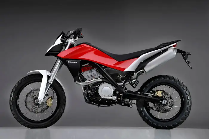 2012 Husqvarna Strada 650 