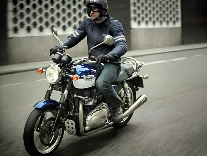 2012 Triumph Bonneville SE 