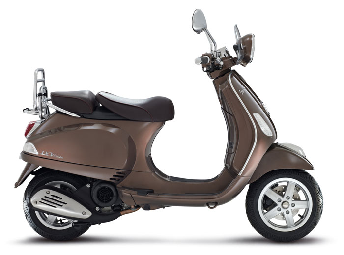 2012 Vespa LXV125 Vie della Moda 