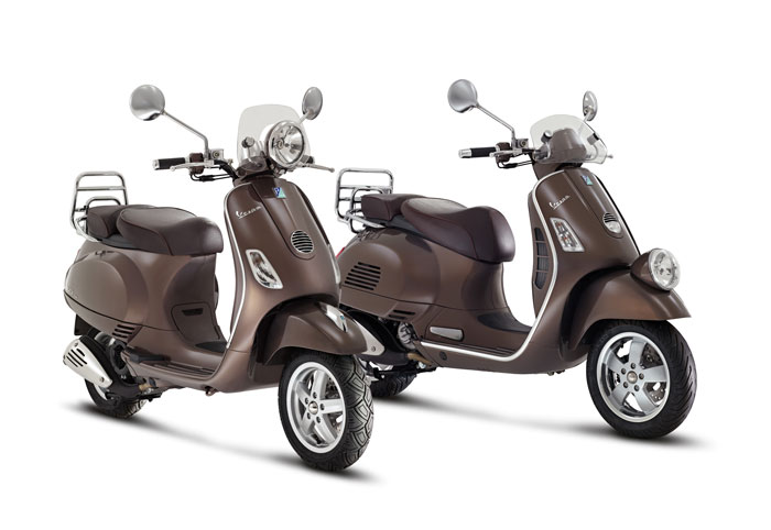 2012 Vespa Vie della Moda Family