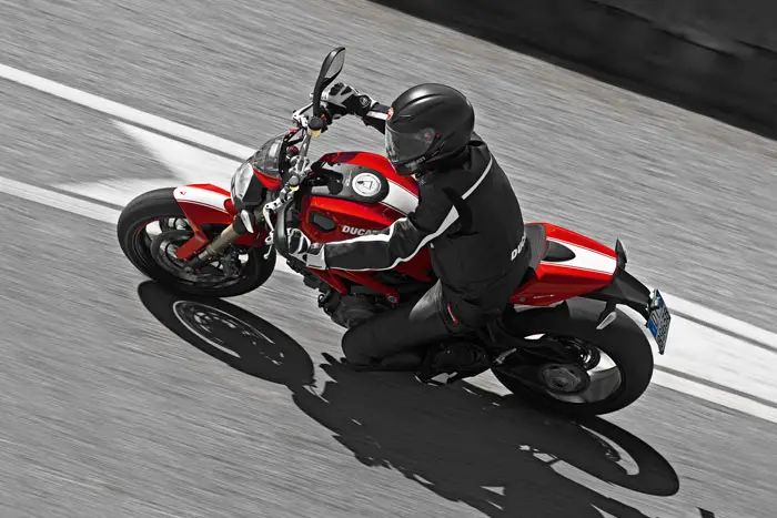 2013 Ducati Monster 1100 EVO 