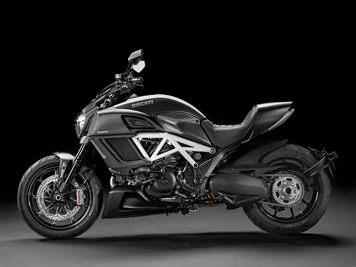 2015 Ducati Diavel Carbon 