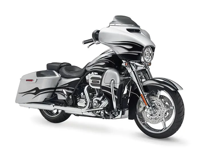 2015 Harley-Davidson FLHXSE CVO Street Glide 