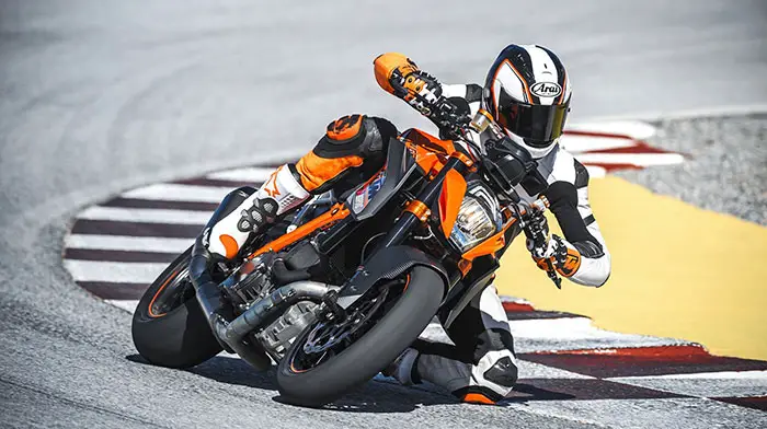 2016 KTM 1290 Super Duke R 