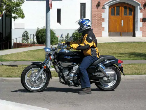 KYMCO Venox 250 Cruiser