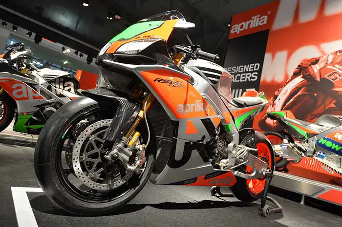 2017 Aprilia RSV4 R FW-SSTK1