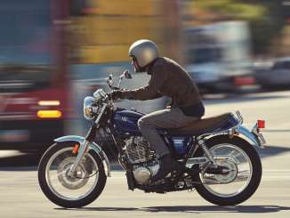 2018 Yamaha SR400