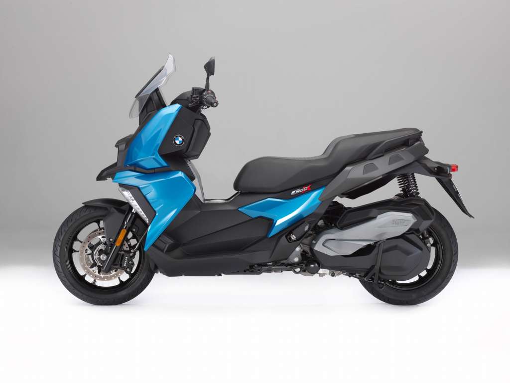 2018 BMW C400X