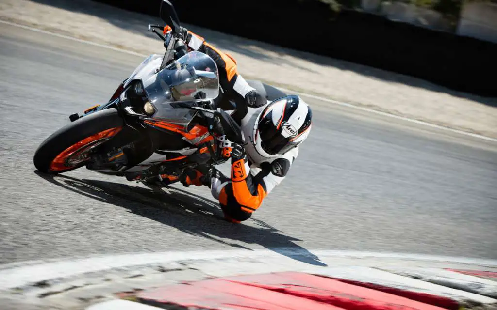 2018 KTM RC390