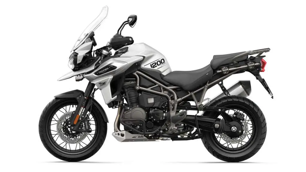 2018-Triumph-Tiger-1200XCa2