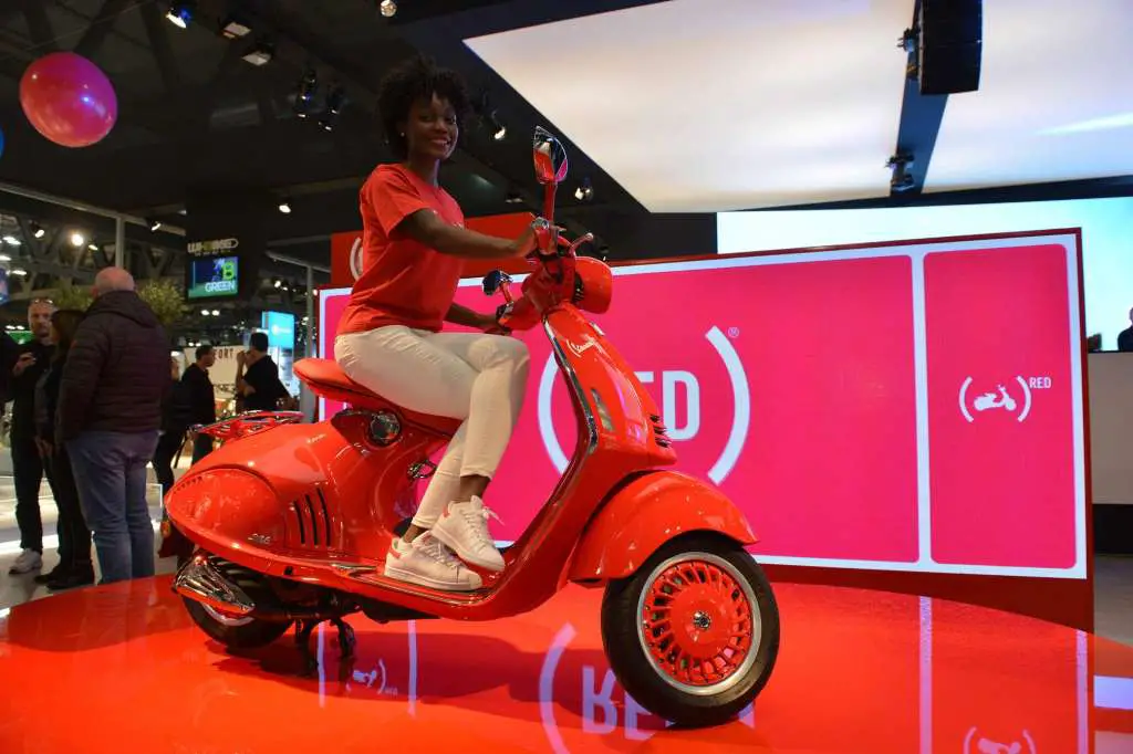 2018 Vespa 946 Red