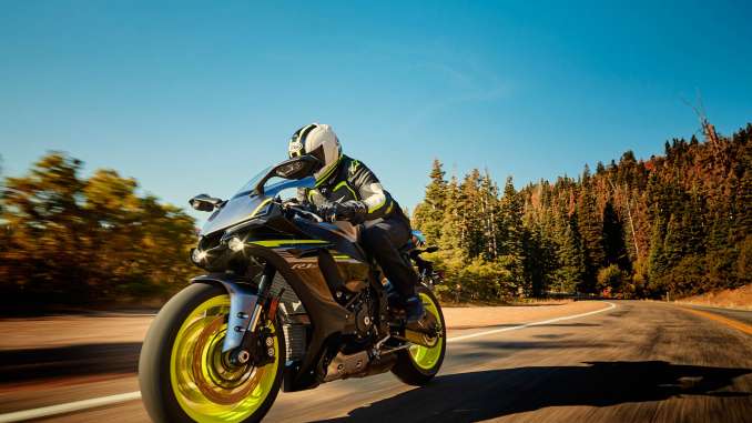 2018 Yamaha YZF-R1S