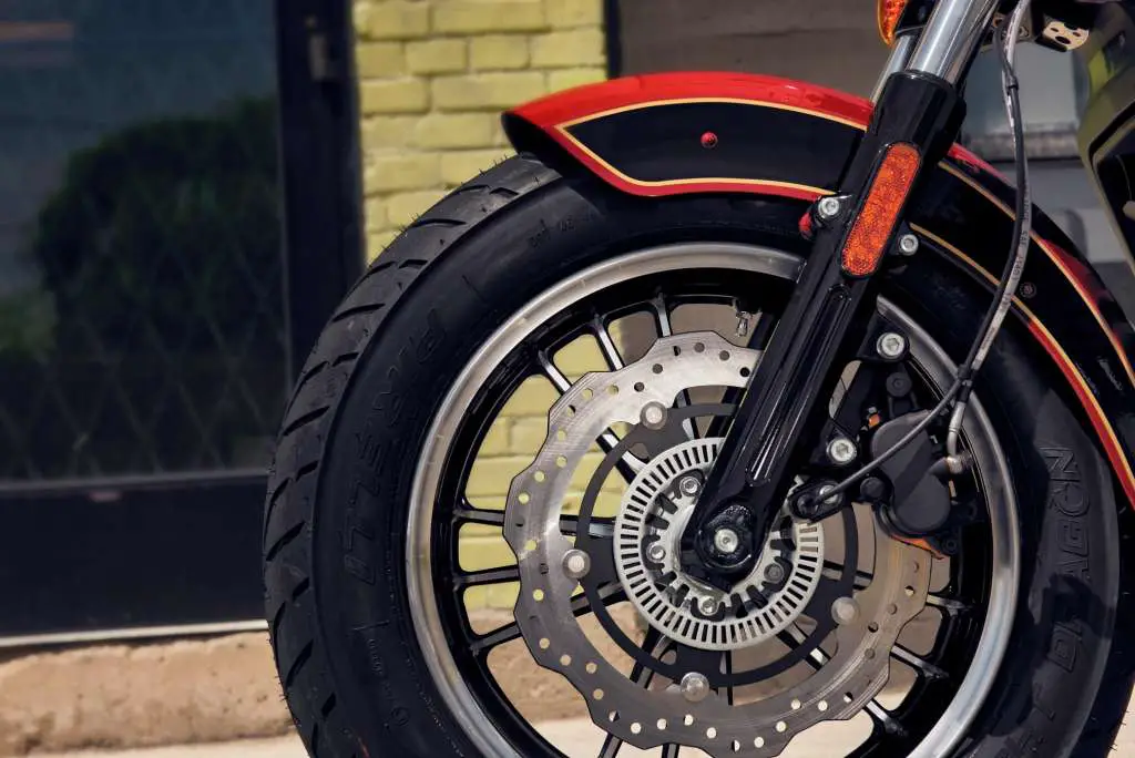 2019-Indian-Scout