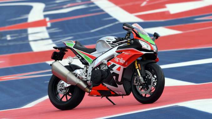 2019 Aprilia RSV4 RF LE
