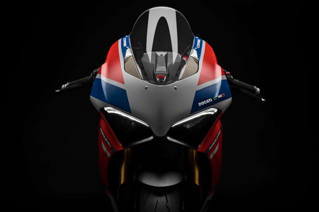 2019 Ducati Panigale V4S Course