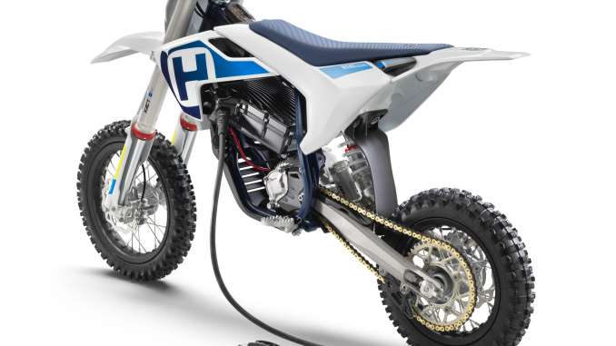 2019-Husqvarna-EE5c 2019 Husqvarna EE5