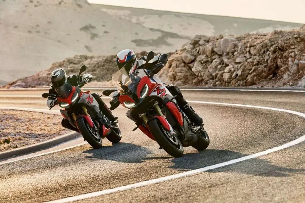 2020 BMW F900XR