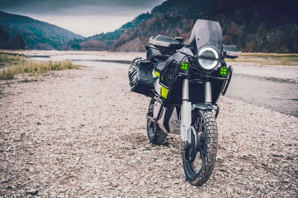 2020 Husqvarna Norden 901 Concept