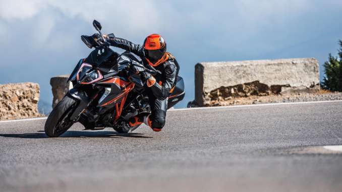 2020 KTM 1290 Super Duke GT
