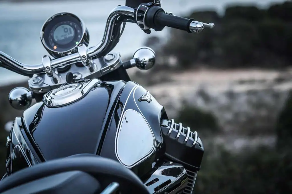 2020 Moto Guzzi Eldorado
