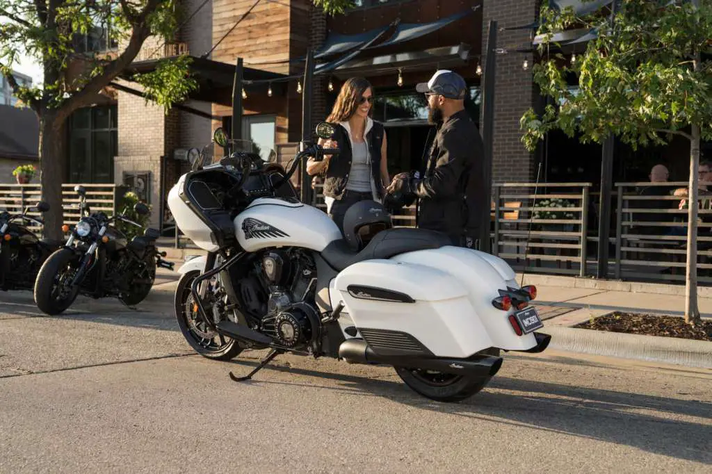 2021 Indian Challenger Dark Horse