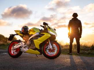 2021 Aprilia RS660