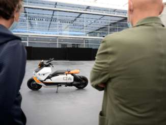 2021 BMW Definition CE04
