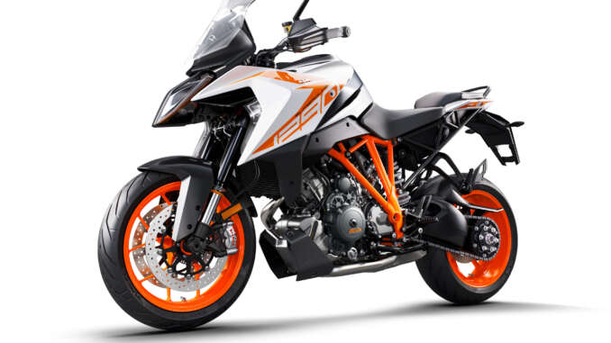2021 KTM 1290 Super Duke GT