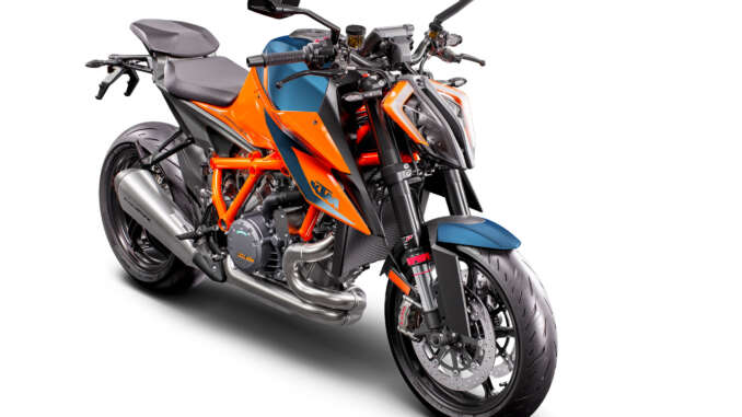 2021-KTM-1290-Super-Duke-R1 2021 KTM 1290 Super Duke R