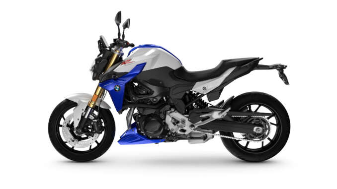2022 BMW F900R