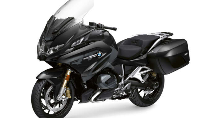 2022-BMW-R1250RT1 2022 BMW R1250RT