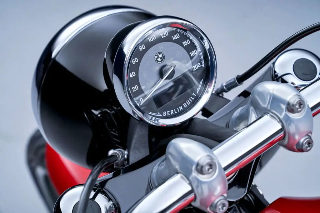 2022 BMW R18