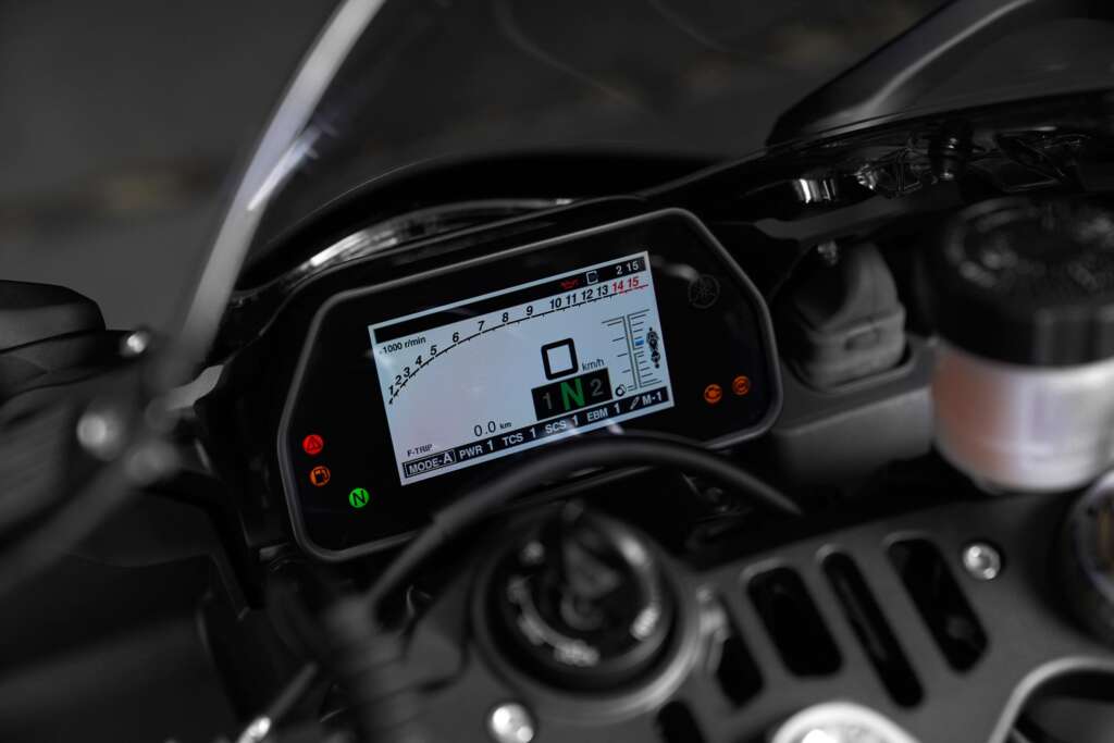 2022 Yamaha YZF-R1M