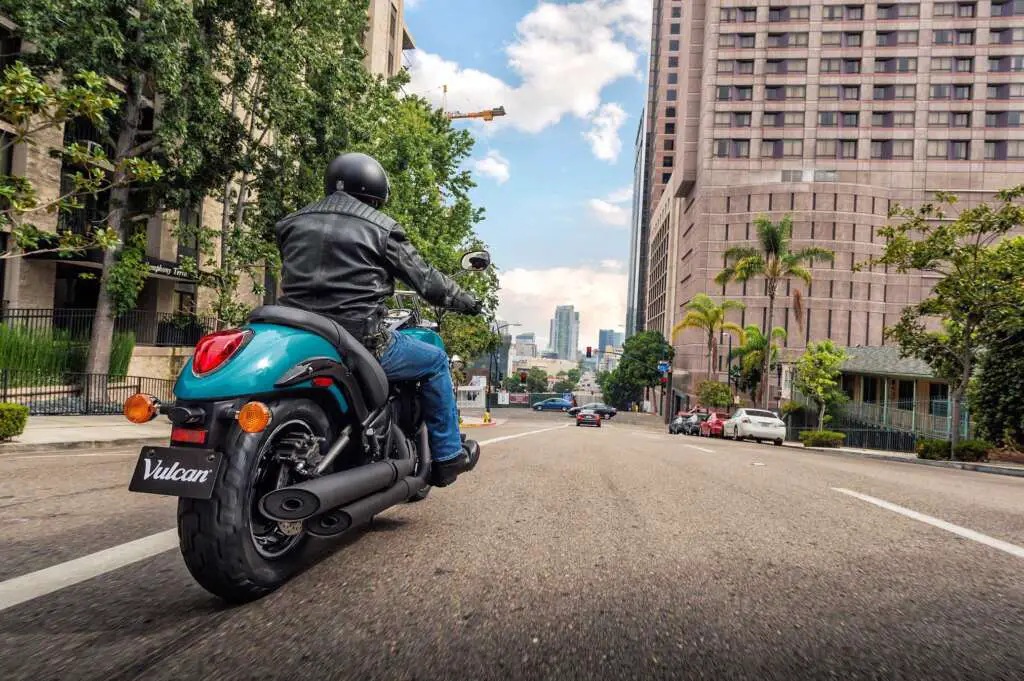 2022 Kawasaki Vulcan 900 Custom