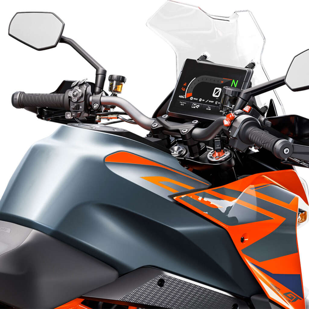 2022 KTM 1290 Super Duke GT