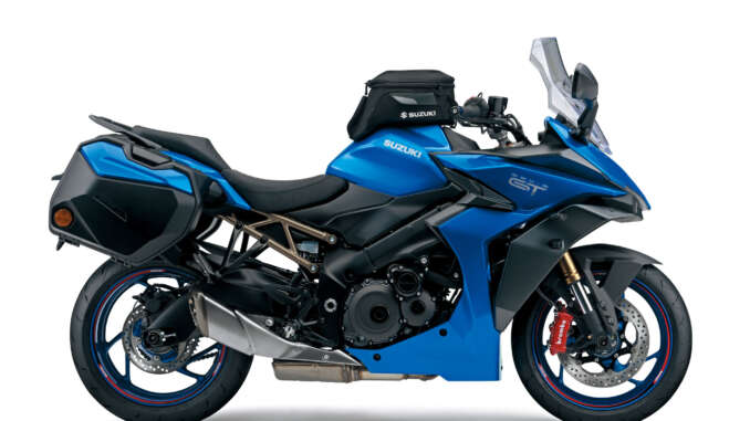 2022-Suzuki-GSX-S1000GT+3 2022 Suzuki GSX-S1000GT+